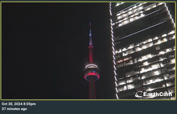 CN Tower Webcam - nighttime.